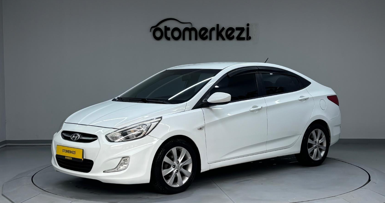 HYUNDAI ACCENT 1